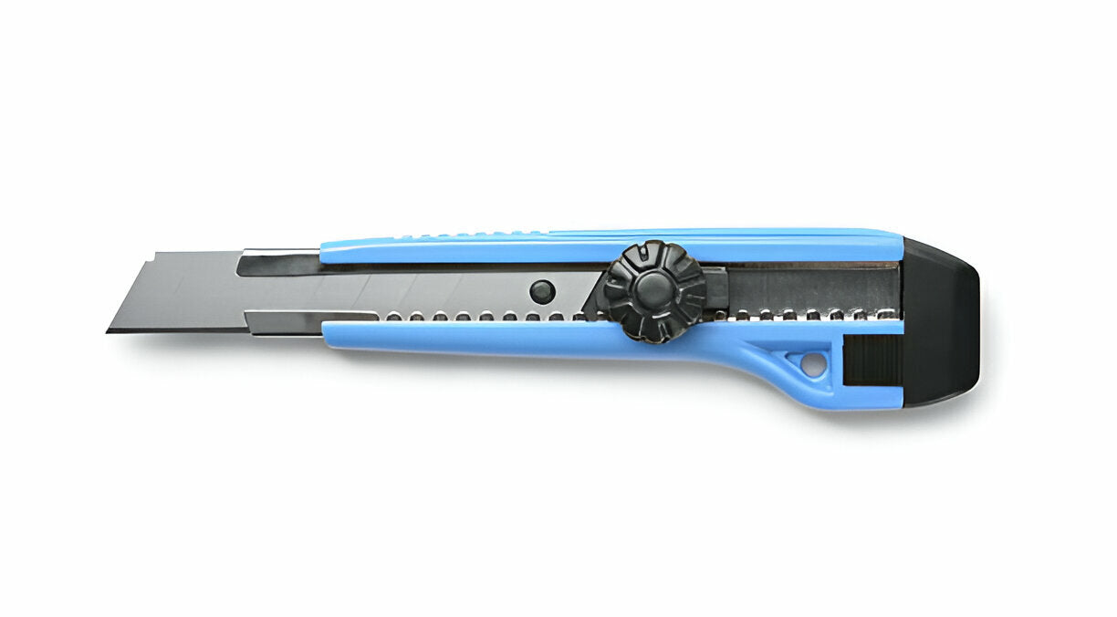 Why the Retractable Safety Cutter KN40 Blue Is a Must-Have for Workplace Safety