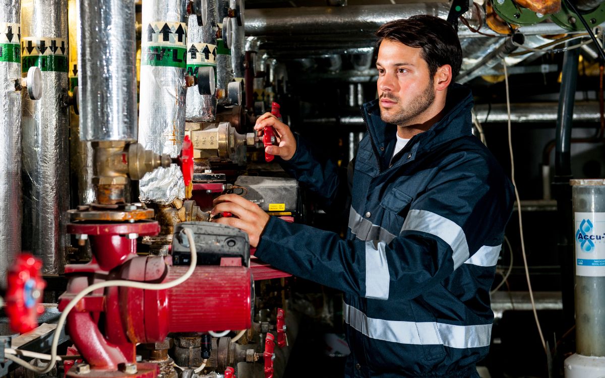 Common mistakes to avoid in lockout procedure - Mann Supply