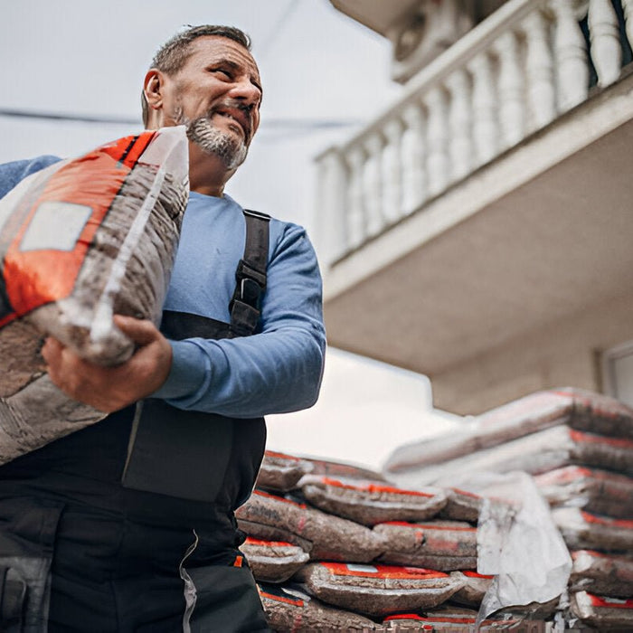 Discover the Must-Have Winter Workwear for Warehouse Workers to Stay Warm and Productive - Mann Supply