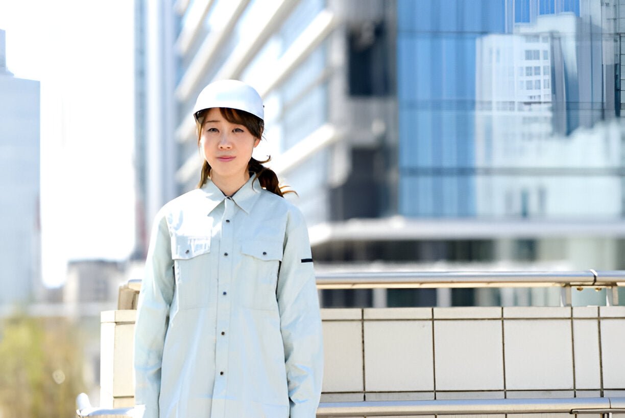 Discover the Secret Behind Ultra-Effective Coveralls: Fabric Tech to Closures Unveiled - Mann Supply