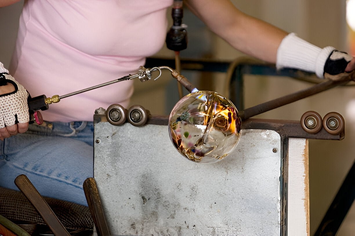 Glassblowing Gear You MUST Have: Heat-Resistant Clothing and Face Shields Exposed - Mann Supply