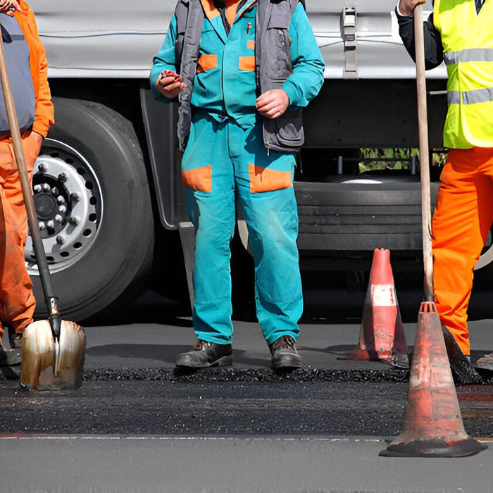 Hi-Vis PPE for Roadside Assistance Workers That Could Save Lives and Boost Safety on the Job - Mann Supply