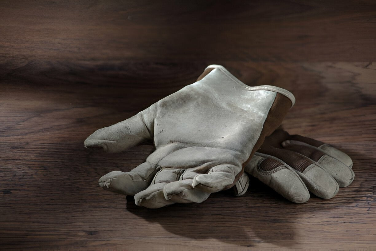 Why Cowsplit Leather Gloves Are the Ultimate Choice for Durability and Protection - Mann Supply