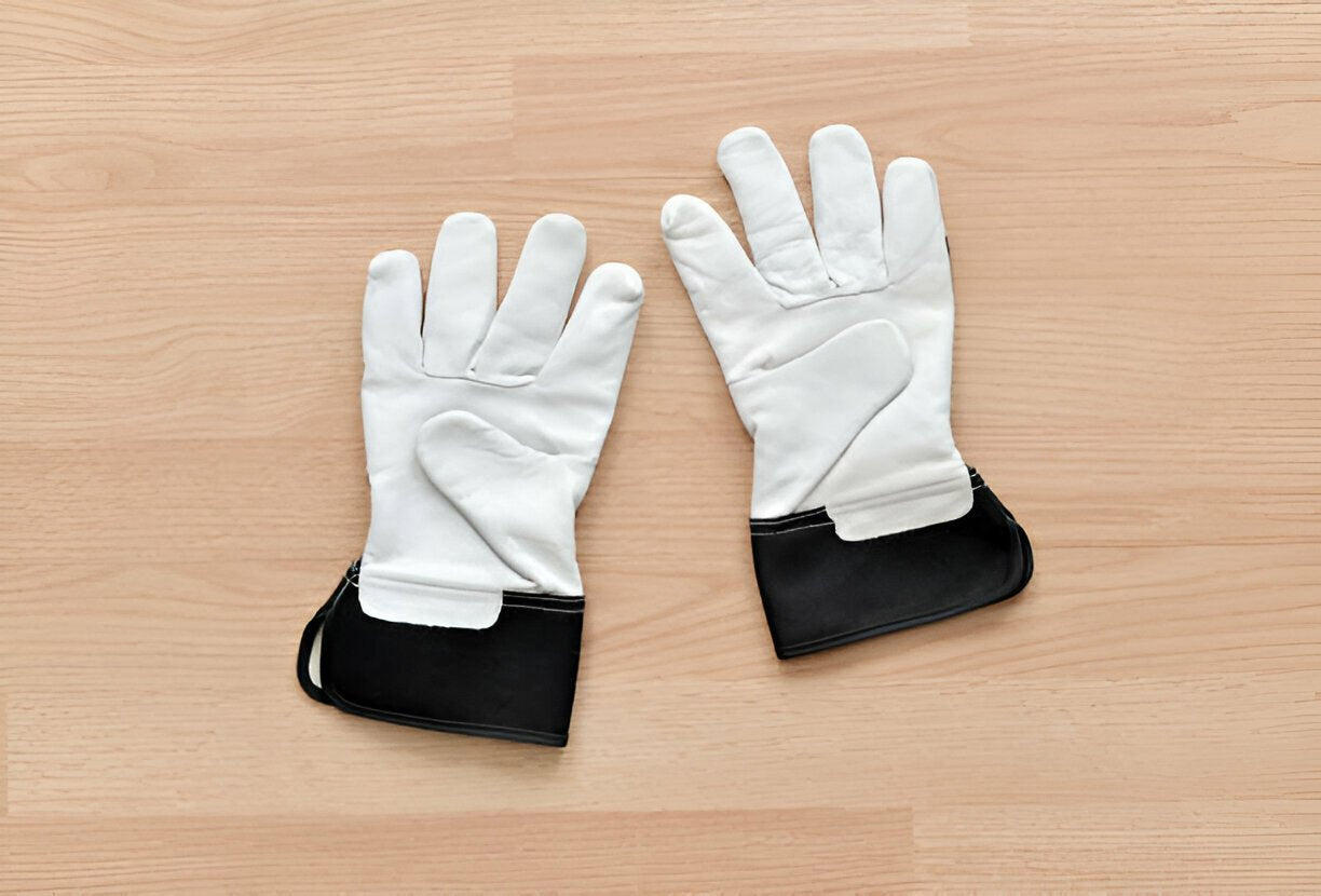 Why Goatskin Driver's Gloves Are the Ultimate Choice for Durability and Comfort - Mann Supply