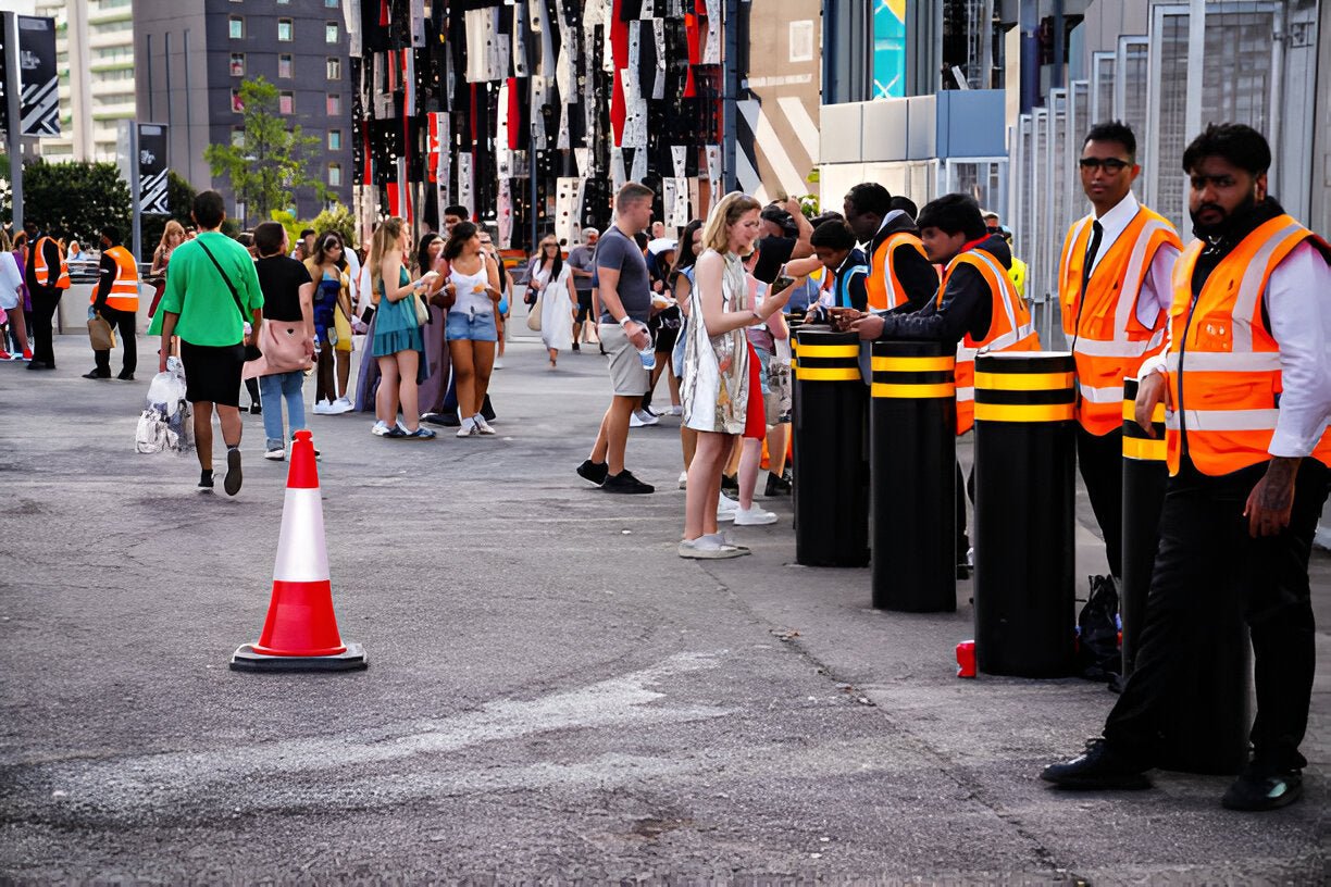 Why Hi-Vis PPE Is a Game-Changer for Event Staff and Crowd Safety - Mann Supply