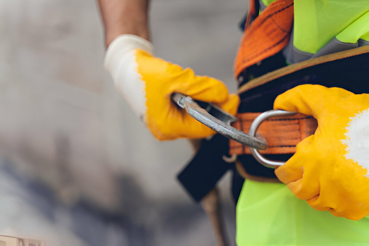 Why the 5-Point Adjustable Safety Harness with Tongue Buckles is a Game-Changer for Safety - Mann Supply