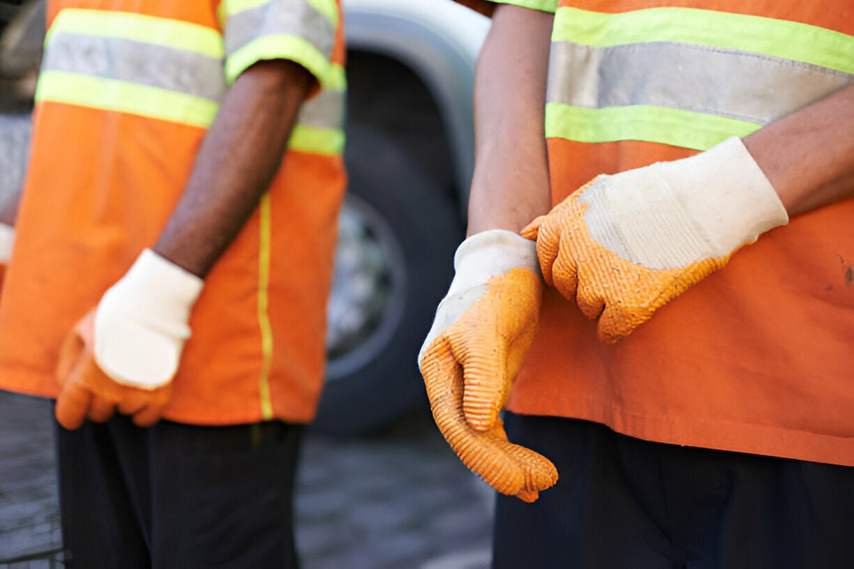 Why the Classic Polka Dot Glove - A111 Is a Must-Have for Style and Functionality - Mann Supply