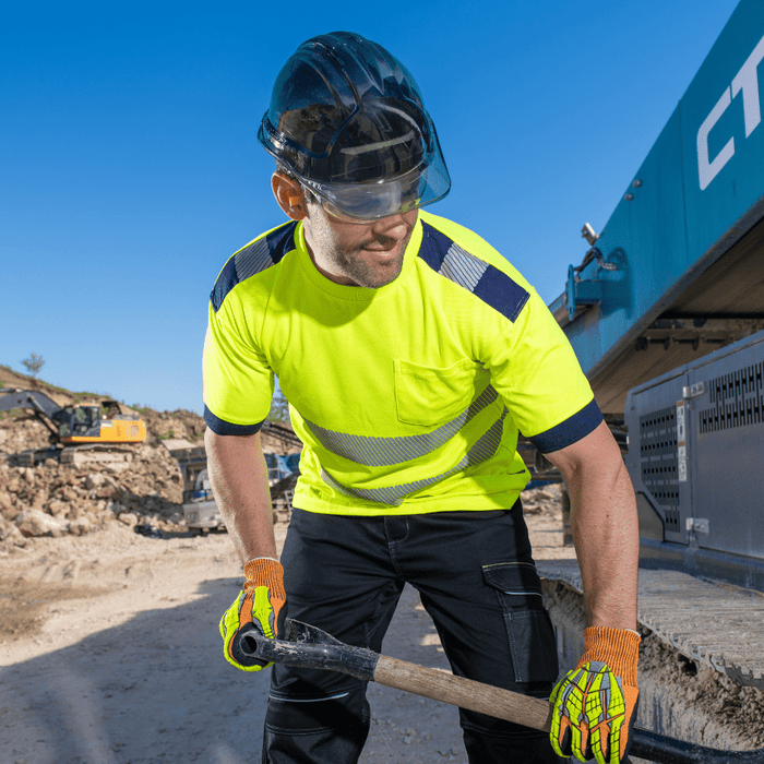 Workwear Accident And Head Injuries - The Importance Of Helmet - Mann Supply