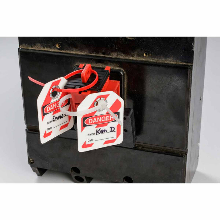 TAGLOCK Oversized Clamp-On Breaker Lockout